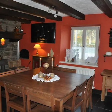 Oda ve Kahvaltı Lardoise Bertrix