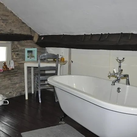 Oda ve Kahvaltı Lardoise Bertrix